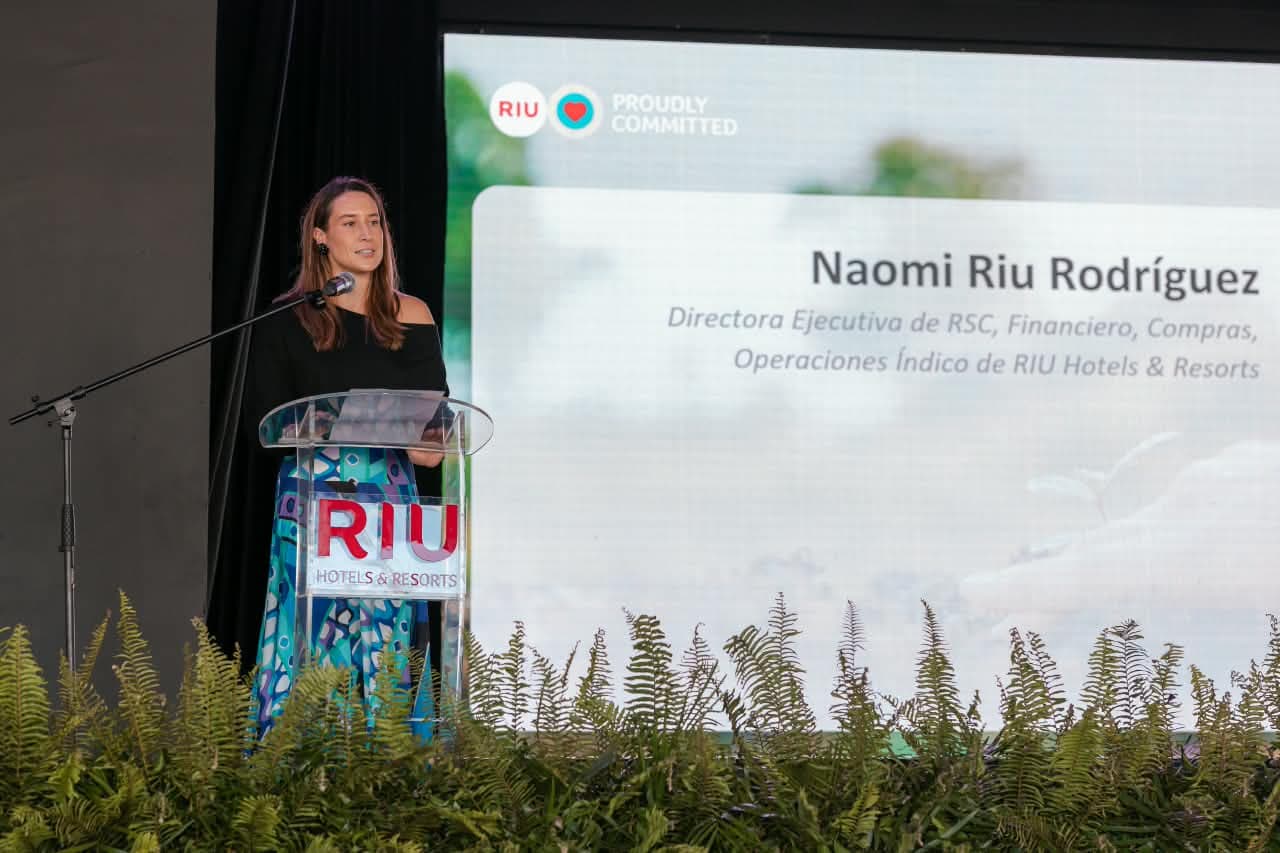 RIU Hotels presenta su estrategia global 'Proudly Committed' y reafirma su compromiso con República Dominicana.